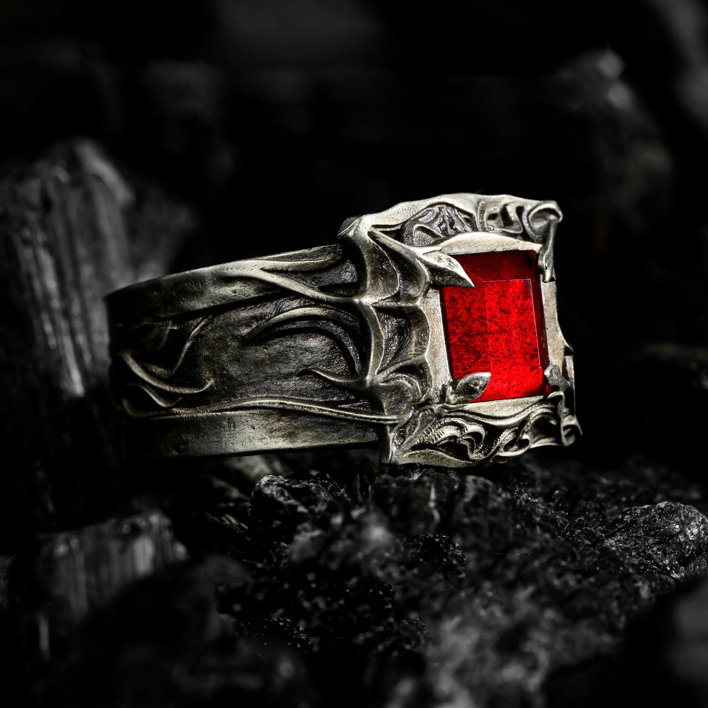 Bloodbite Gothic Ring | Dark Fantasy Inspired Jewelry | Grim Warrior Fan Accessory