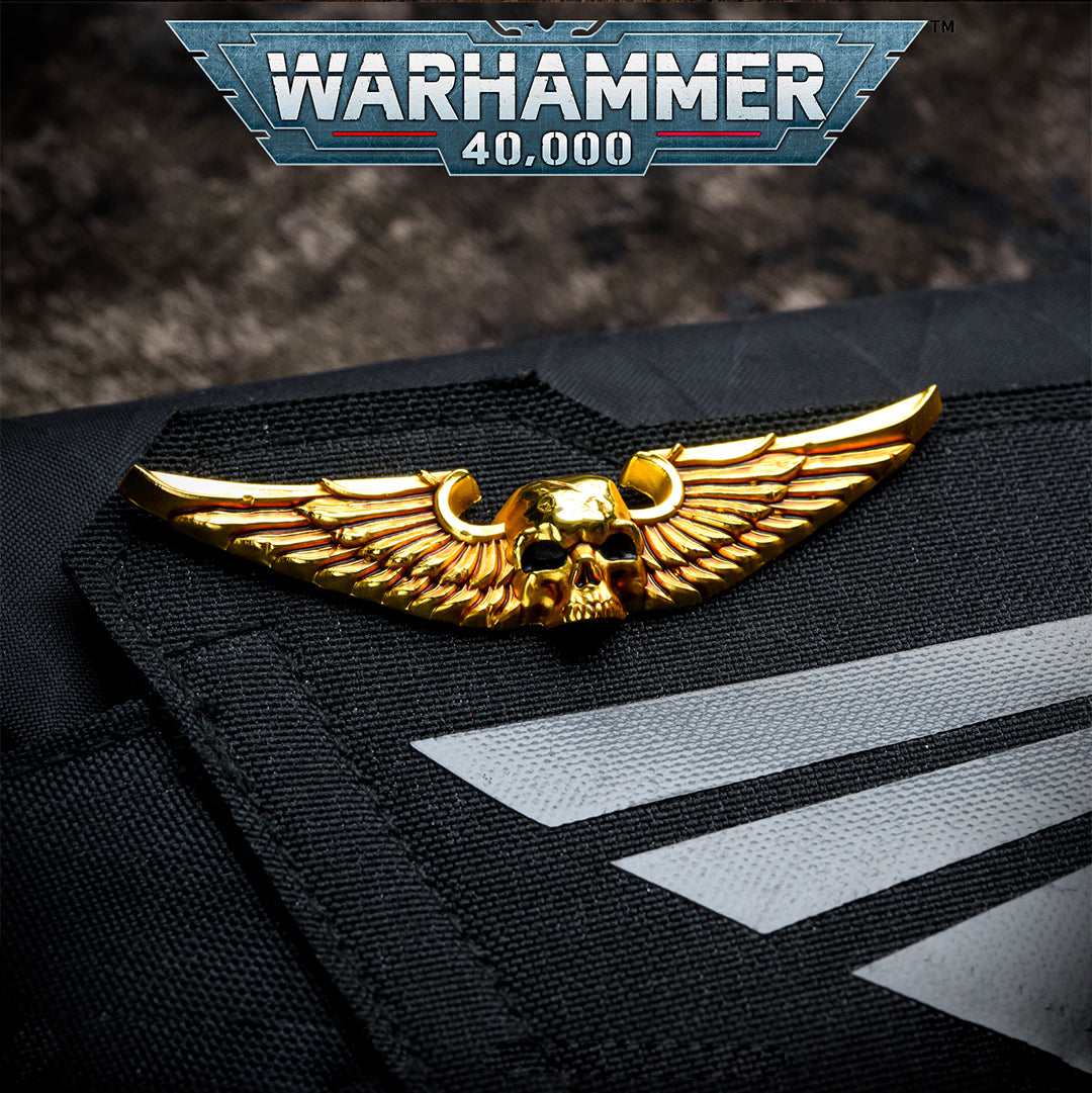 Gold Wing Badge Brooch – Warhammer 40K Inspired Starsector Army Pin | Sci-Fi Fan Gift